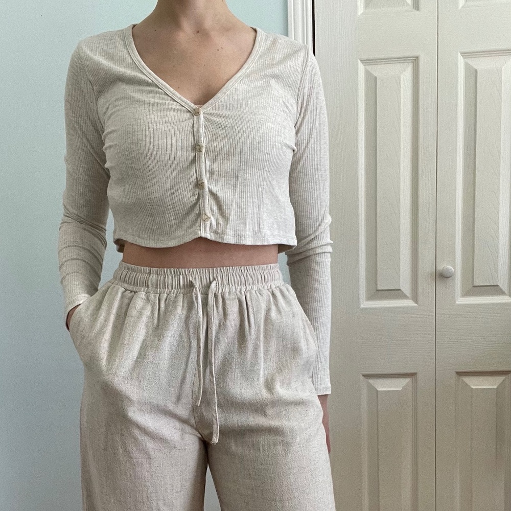 Top: Garage Light Grey Women's Cropped Cardigan